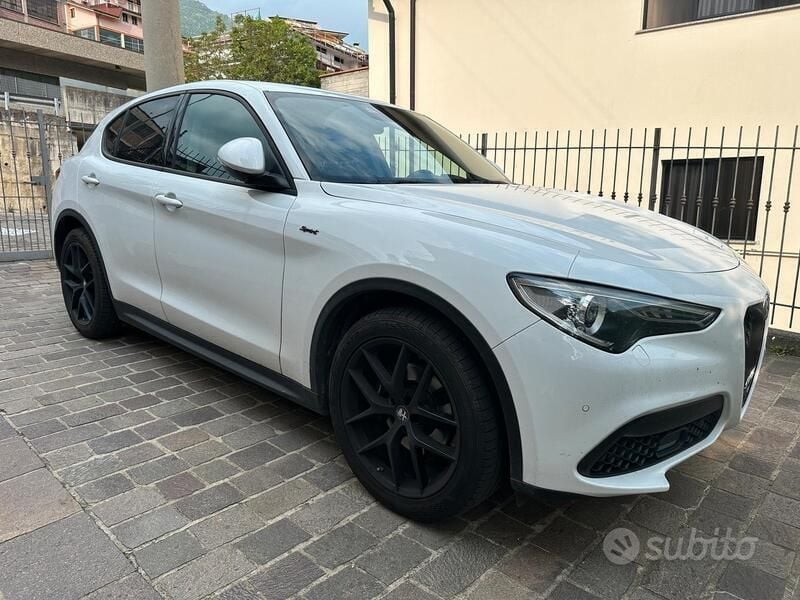 Usata Alfa Romeo Stelvio 190 CV (139 kW) 2021 Bianco SUV