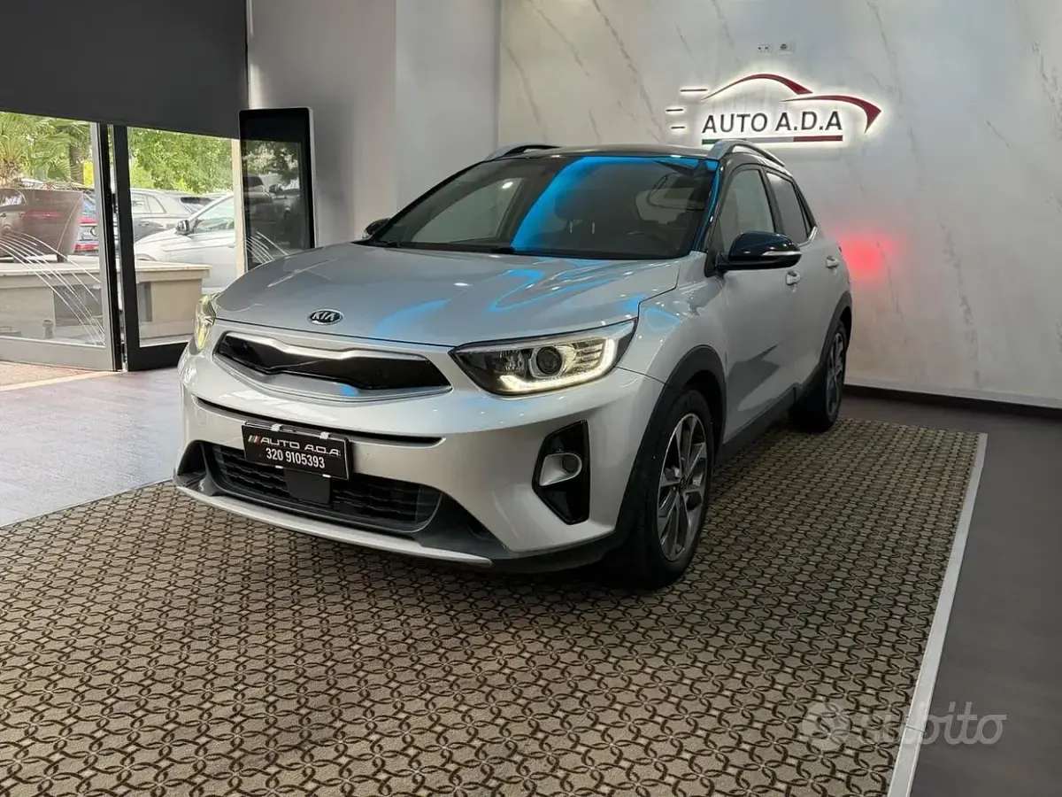Usata Kia Stonic Style 116 CV (85 kW) 2019 Grigio SUV