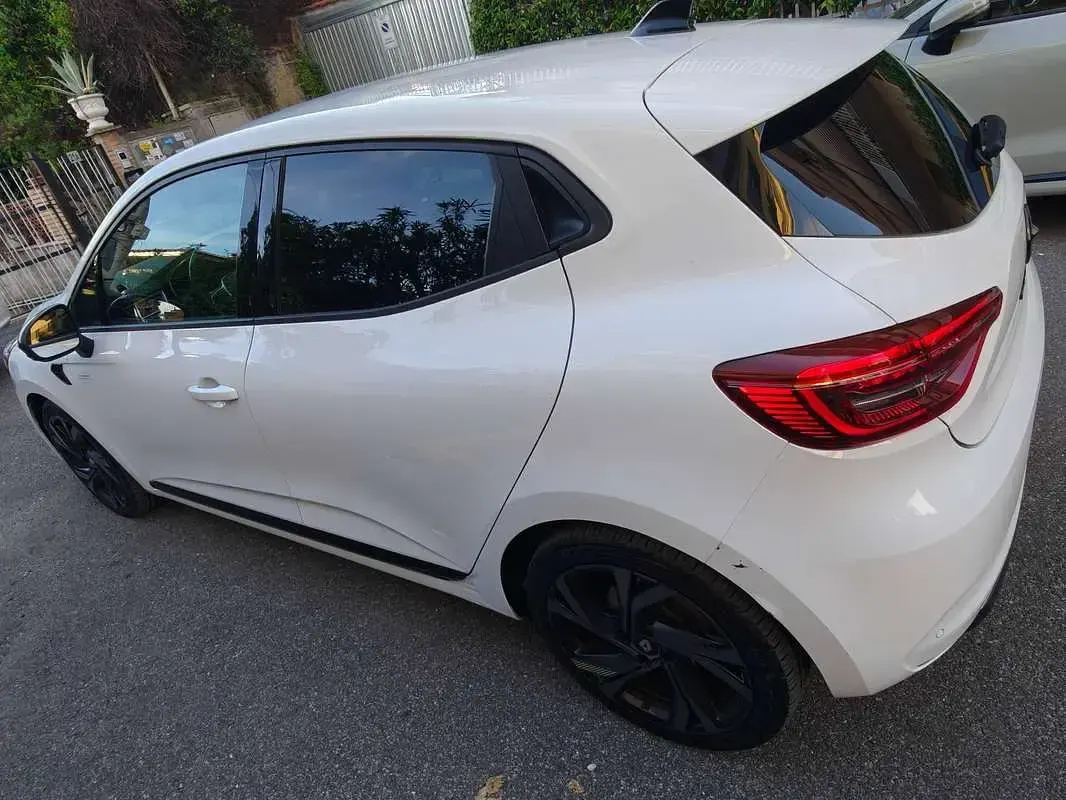 Usata Renault Clio V Engineered 91 CV (66 kW) 2023 Bianco Berlina