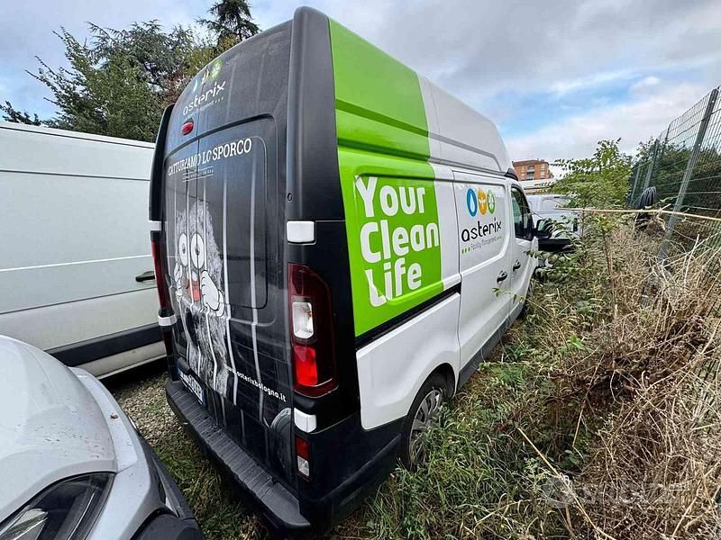 Usata Opel Vivaro Edition 125 CV (91 kW) 2016 Bianco gioioso Monovolume
