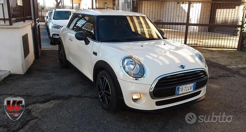 Usata Mini One D Business 95 CV (69 kW) 2016 Beige Utilitaria