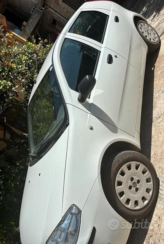 Usata Fiat Punto 2010 Bianco Utilitaria