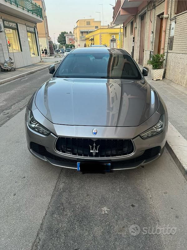 Usata Maserati Ghibli 250 CV (183 kW) 2014 Grigio Coupé