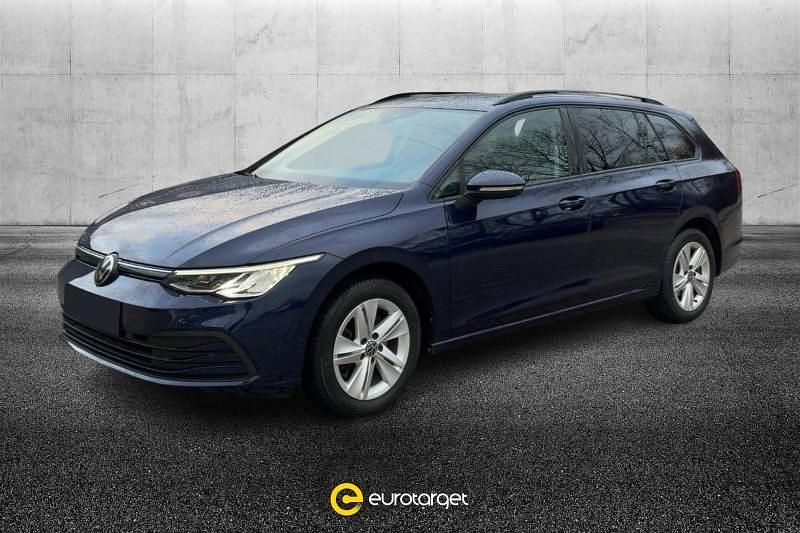 Usata VW Golf VIII Life 150 CV (110 kW) 2022 Blu metallizzato Station wagon