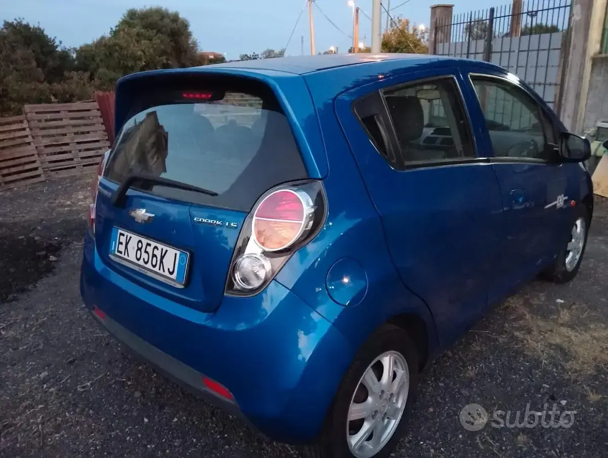Usata Chevrolet Spark 68 CV (50 kW) 2011 Bluazzurro Utilitaria