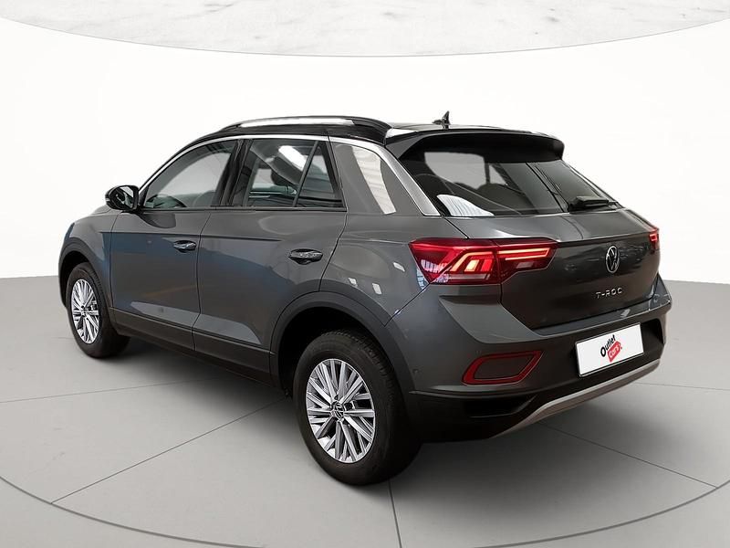 Usata VW T-Roc Life 116 CV (85 kW) 2025 Indium grey metallizzato nero SUV
