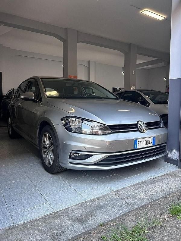 Usata VW Golf VII 116 CV (85 kW) 2019 Grigio Berlina