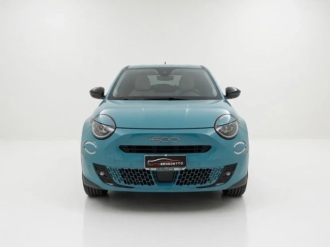 Usata Fiat 600 La Prima 135 CV (99 kW) 2025 Blu SUV