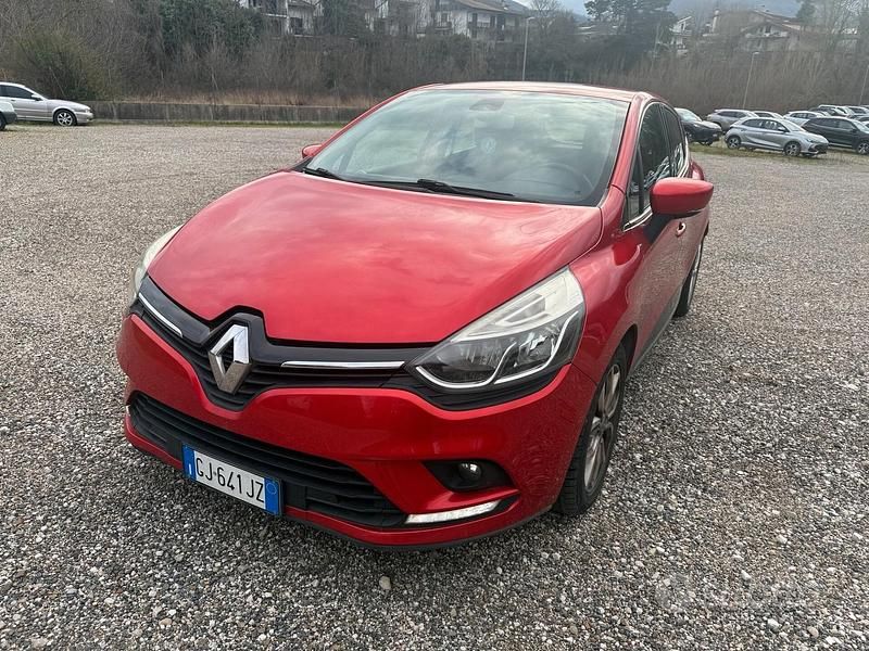 Usata Renault Clio IV Intens 90 CV (66 kW) 2017 Rosso Berlina