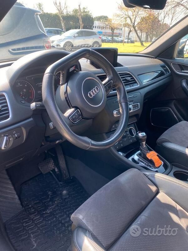 Nero Usata 2016 Audi Q3 SUV | 19.000 € (Buon prezzo) - Immagine 1/4