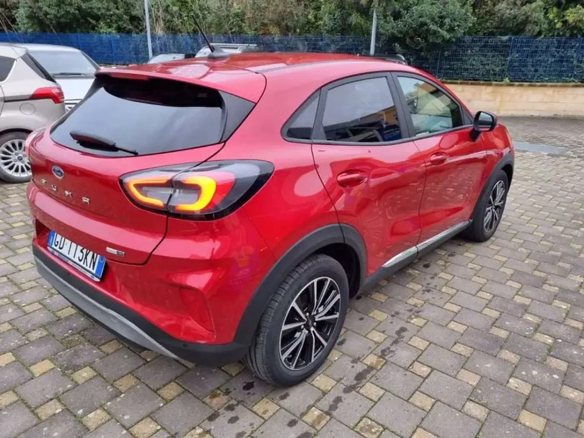 Usata Ford Puma Titanium 124 CV (91 kW) 2021 Rosso metallizzato SUV
