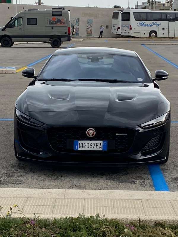 Usata 2021 Jaguar F-Type R-Dynamic Coupé | 48.900 € (Buon prezzo) - Immagine 1/4