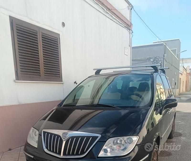 Usata Lancia Phedra 2009 Blu Monovolume