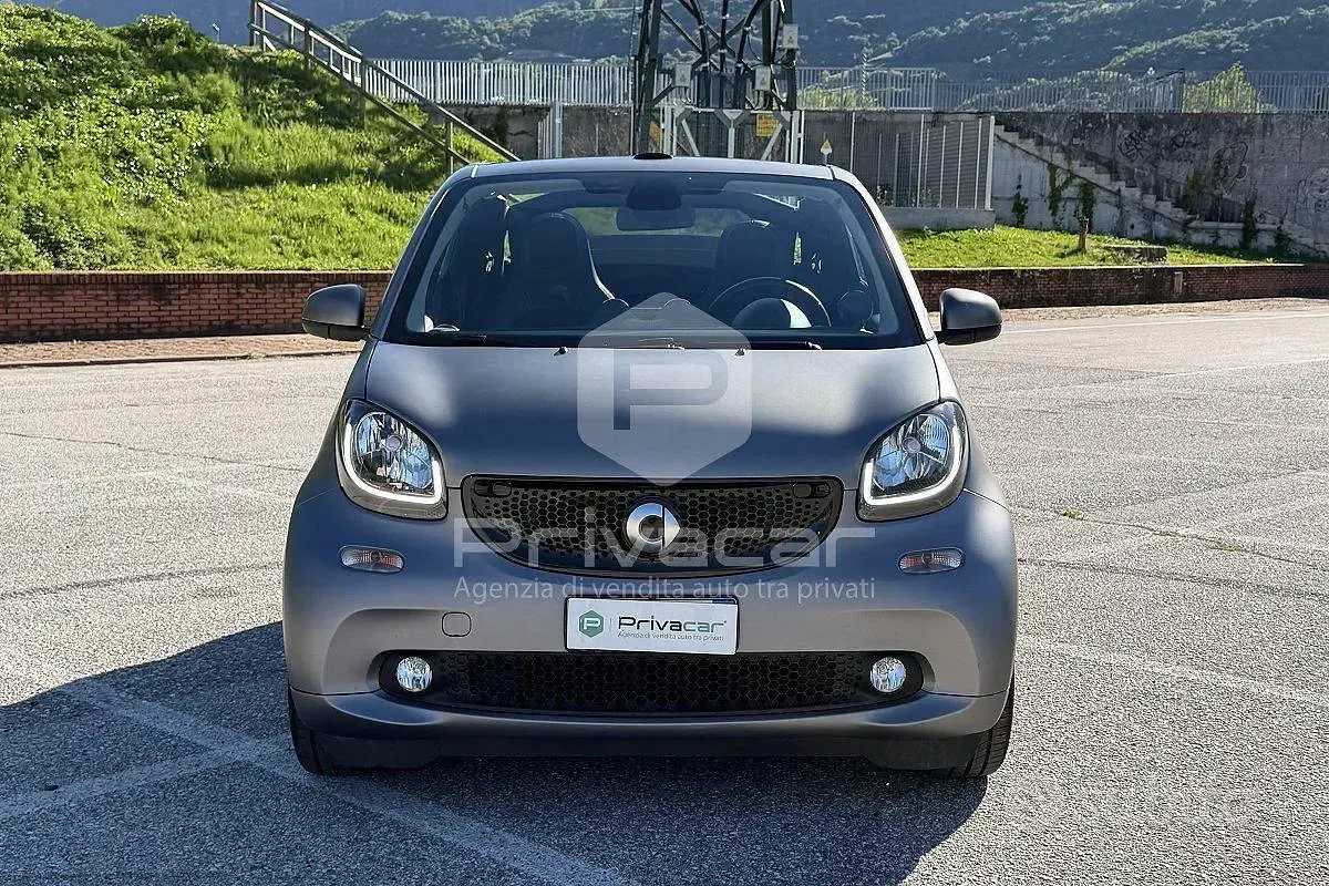Usata Smart ForTwo Cabrio Passion 90 CV (66 kW) 2016 Grigio Cabrio