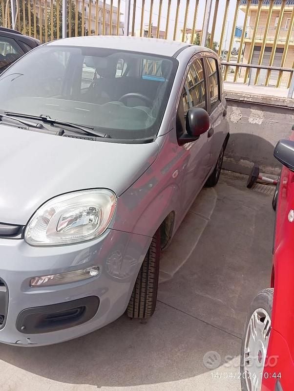 Usata Fiat Panda 69 CV (50 kW) 2020 Grigio Utilitaria