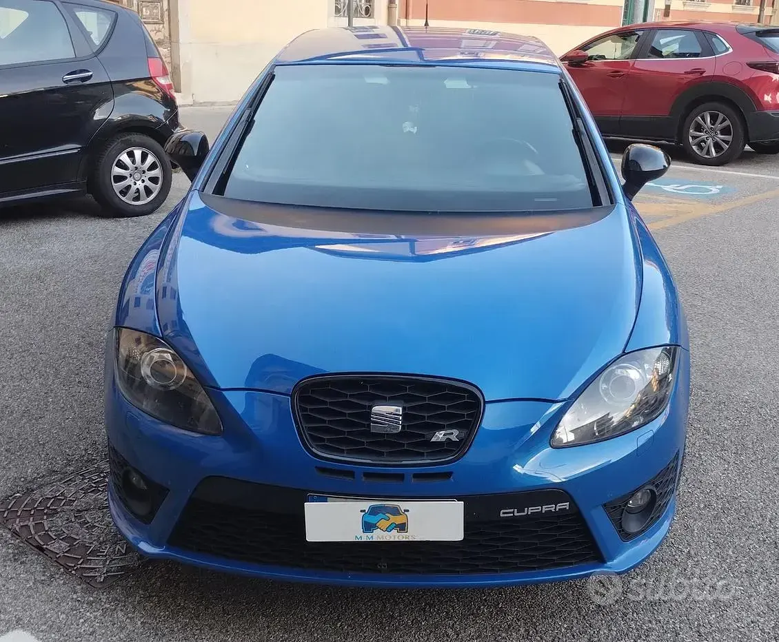 Usata Seat Leon CUPRA 265 CV (194 kW) 2010 Blu Utilitaria