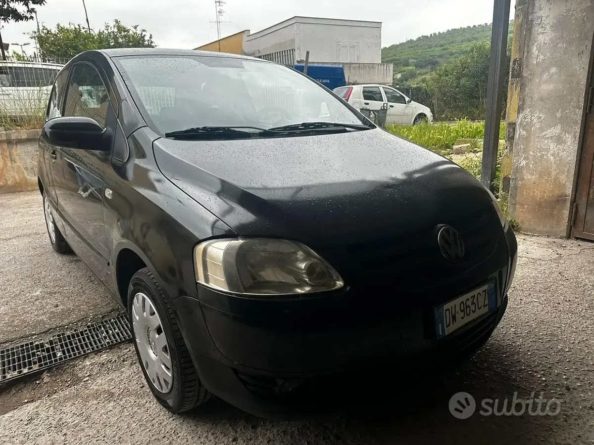 Usata VW Fox 54 CV (39 kW) 2009 Nero Utilitaria