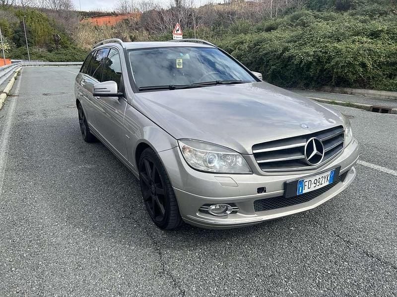 Usata Mercedes C220 Avantgarde 170 CV (125 kW) 2009 Station wagon