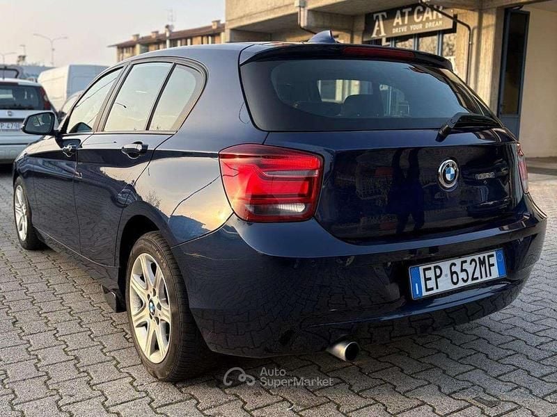 Usata BMW 114 95 CV (69 kW) 2012 Blu/azzurro Utilitaria
