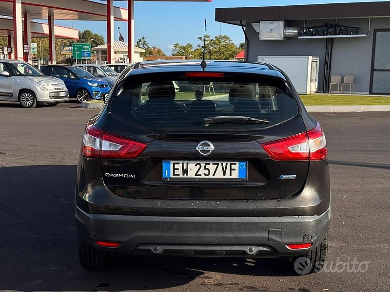 Usata Nissan Qashqai Tekna 110 CV (80 kW) 2014 Nero SUV