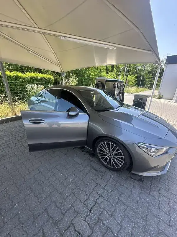 Usata Mercedes CLA220 Business 190 CV (139 kW) 2019 Grigio Coupé
