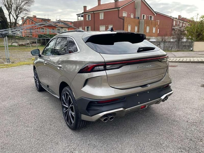 Usata Cirelli 5 177 CV (130 kW) 2024 Silver grey SUV