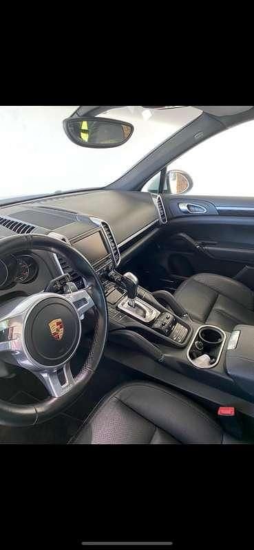 Usata Porsche Cayenne 245 CV (180 kW) 2013 Bianco SUV
