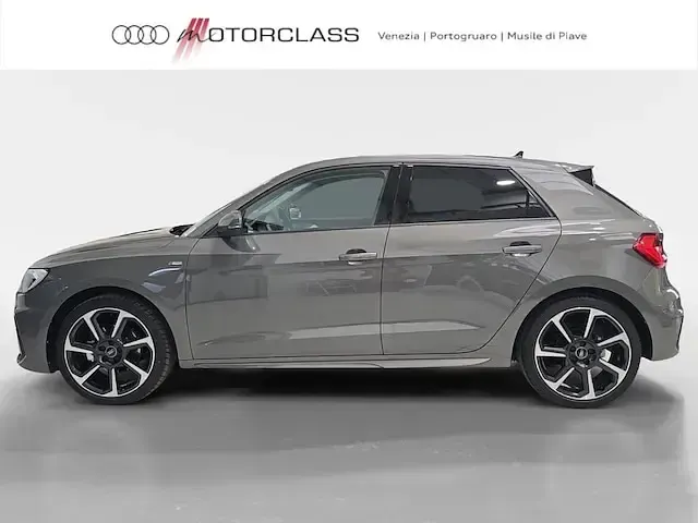 Usata Audi A1 Sportback S-Line 150 CV (110 kW) 2025 Grigio Utilitaria