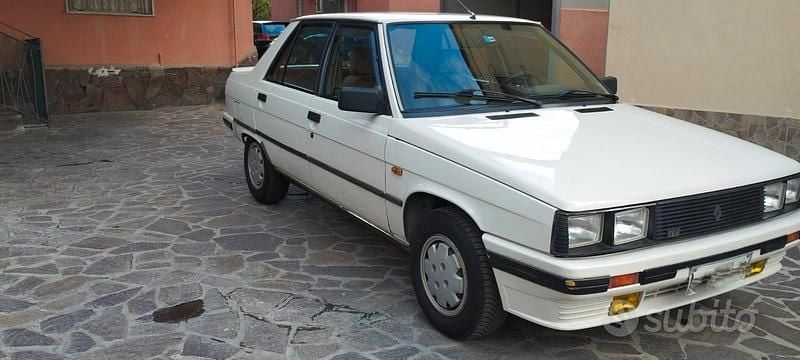 Usata Renault R9 48 CV (35 kW) 1986 Berlina