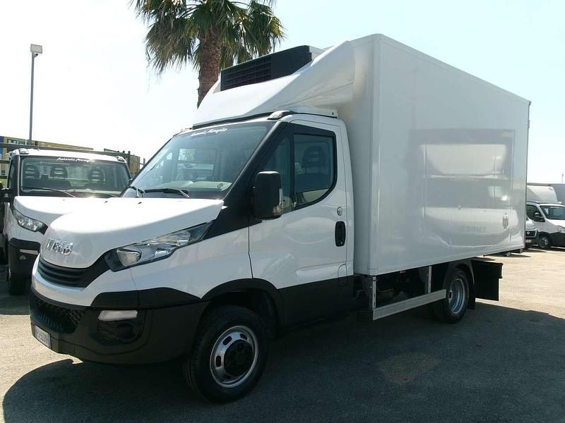 Usata Iveco Daily 150 CV (110 kW) 2018 Bianco