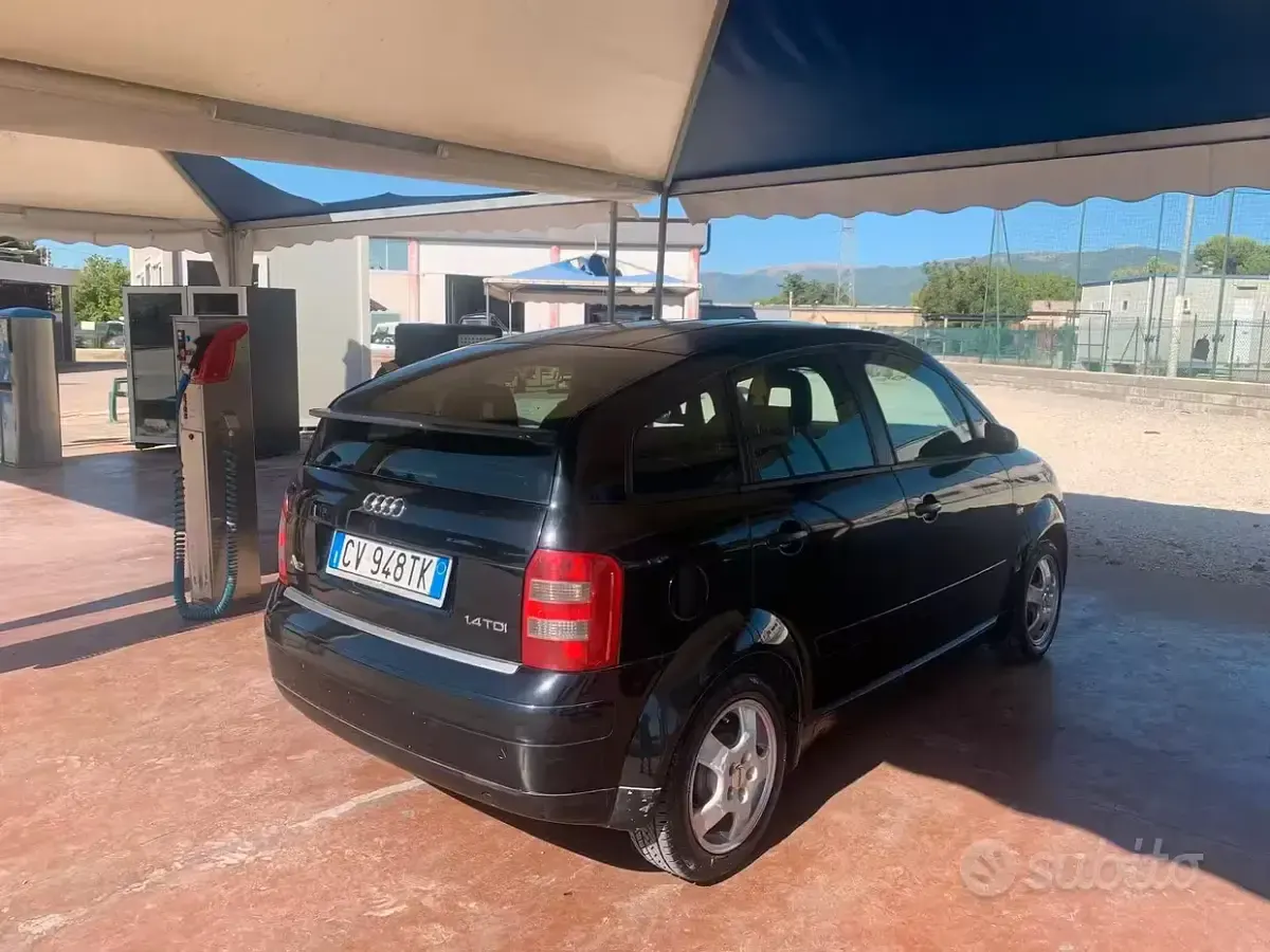 Usata Audi A2 Ambiente 90 CV (66 kW) 2003 Nero Utilitaria