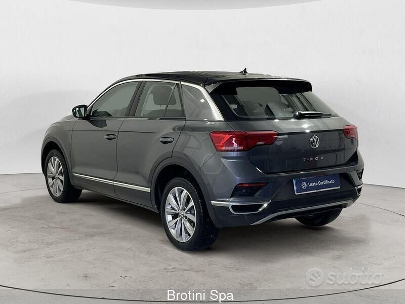 Usata VW T-Roc Style 150 CV (110 kW) 2020 Grigio SUV
