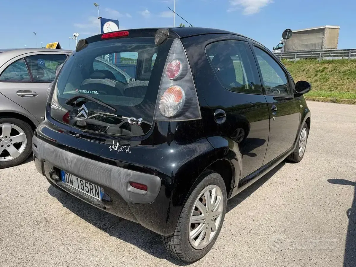 Usata Citroën C1 68 CV (50 kW) 2009 Nero Utilitaria
