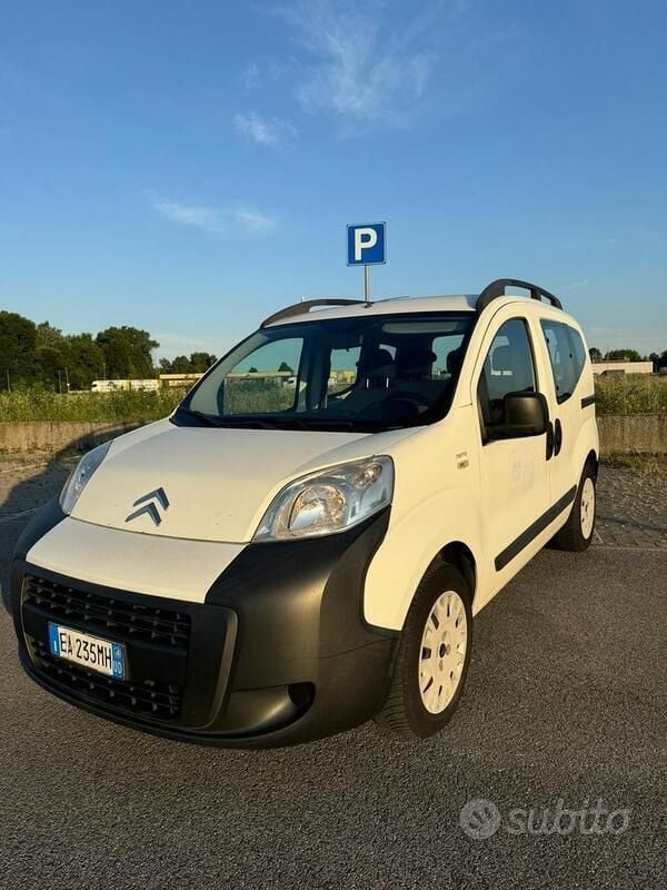 Bianco Usata 2010 Citroën Nemo Monovolume | 3400 € (Buon prezzo) - Immagine 1/4
