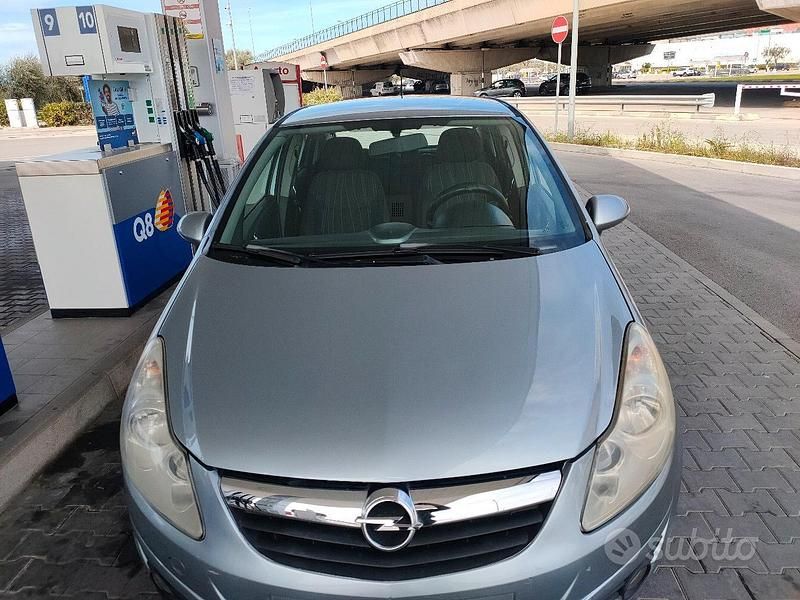 Usata Opel Corsa 75 CV (55 kW) 2009 Grigio Utilitaria