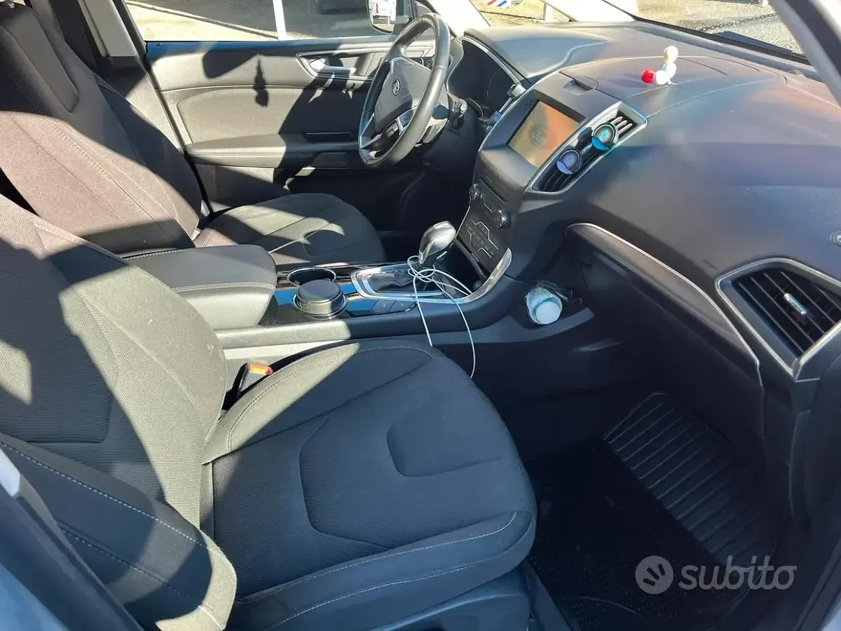 Usata Ford S-MAX S 179 CV (131 kW) 2016 Monovolume