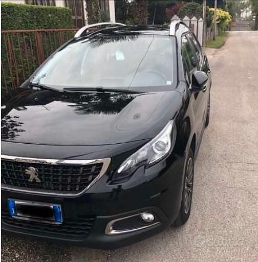 Usata Peugeot 2008 102 CV (75 kW) 2019 Nero SUV