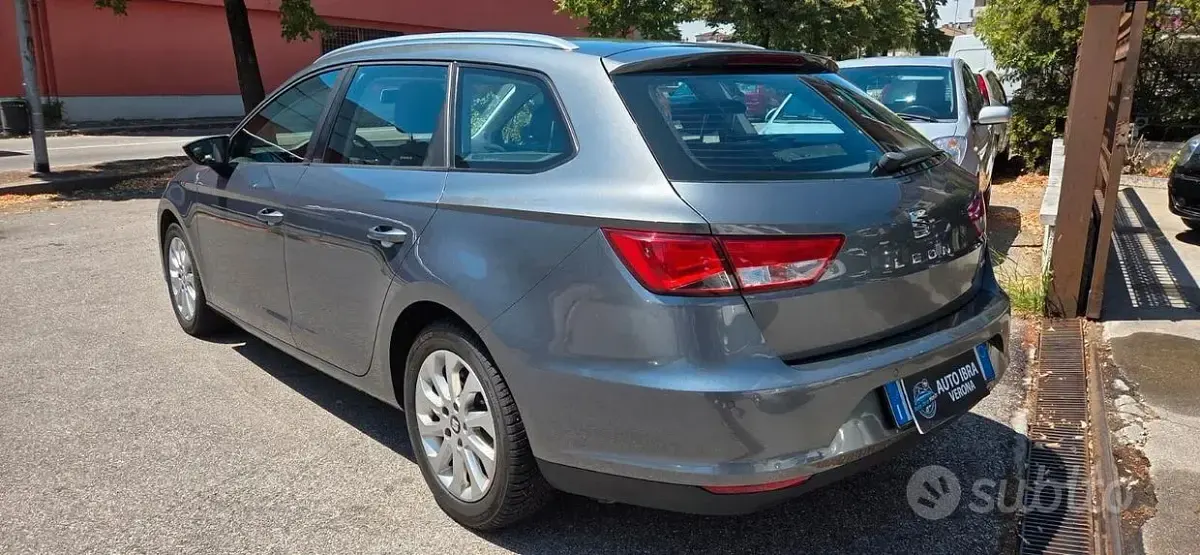 Usata Seat Leon ST Business 110 CV (80 kW) 2016 Grigio Station wagon
