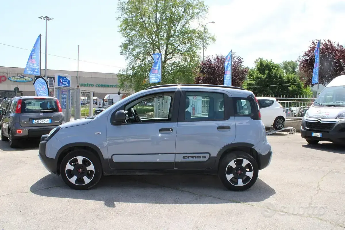Usata Fiat Panda Cross Cross 69 CV (50 kW) 2018 Grigio Utilitaria