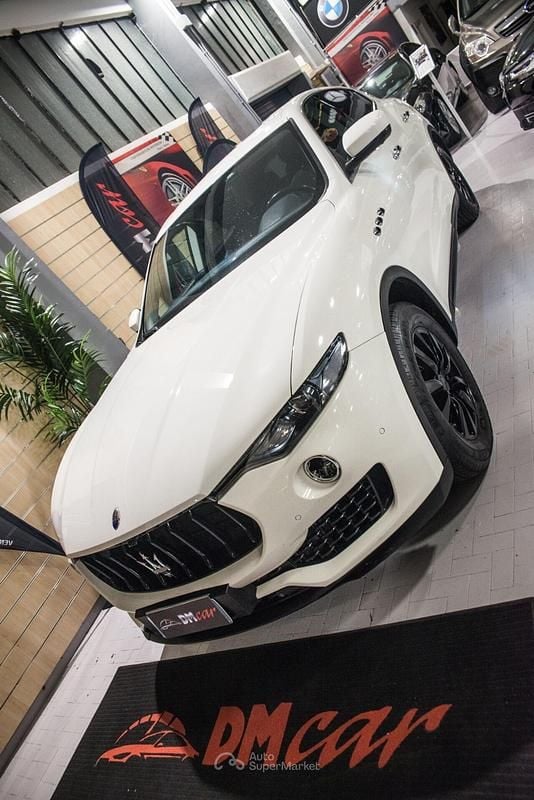 Usata Maserati Levante 250 CV (183 kW) 2018 Bianco SUV