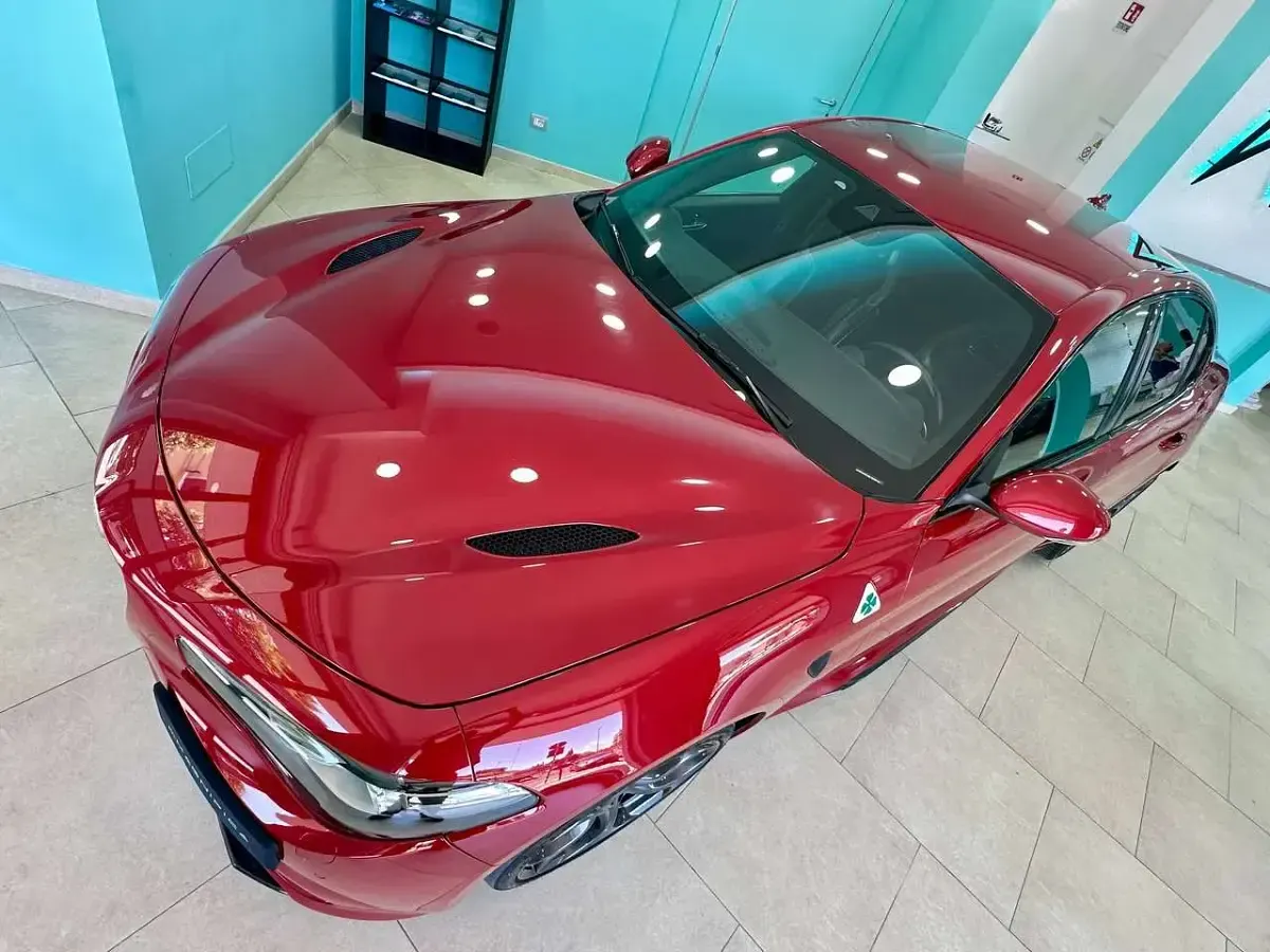 Usata Alfa Romeo Giulia Quadrifoglio 510 CV (375 kW) 2020 Rosso competizione Berlina