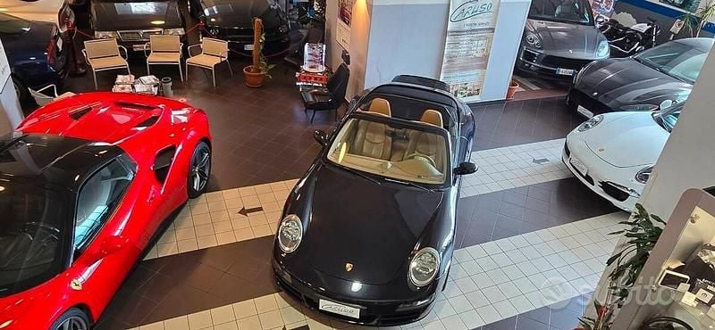 Usata Porsche 911 Carrera Cabriolet 325 CV (239 kW) 2005 Nero Cabrio