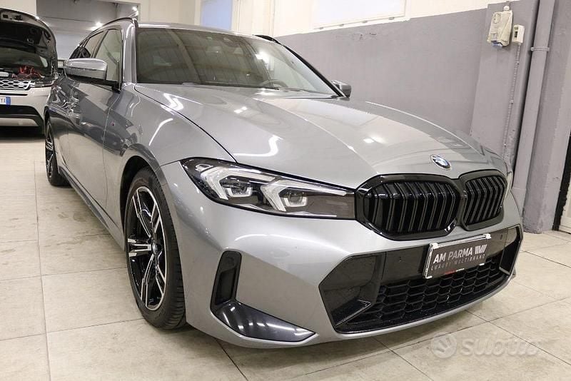 Usata BMW 320e M Sport 190 CV (139 kW) 2024 Grigio Station wagon