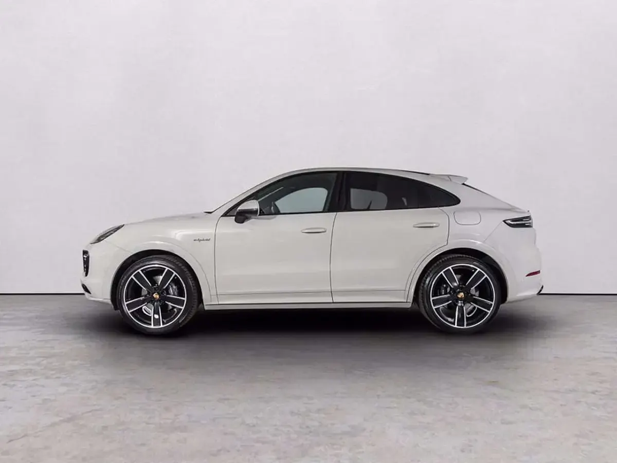 Usata Porsche Cayenne 462 CV (339 kW) 2022 Gesso SUV