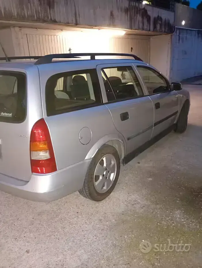 Usata Opel Astra 75 CV (55 kW) 2002 Station wagon