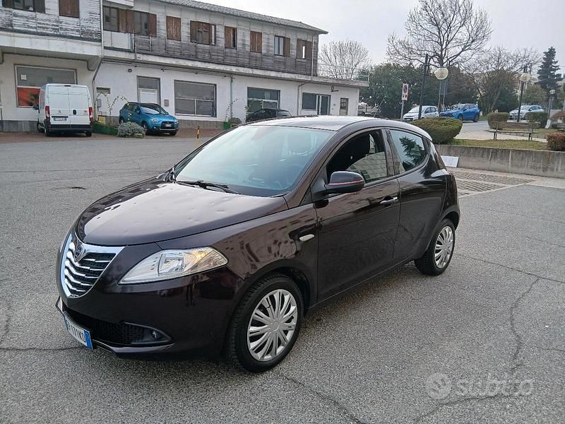 Usata Lancia Ypsilon 2013 Nero Utilitaria