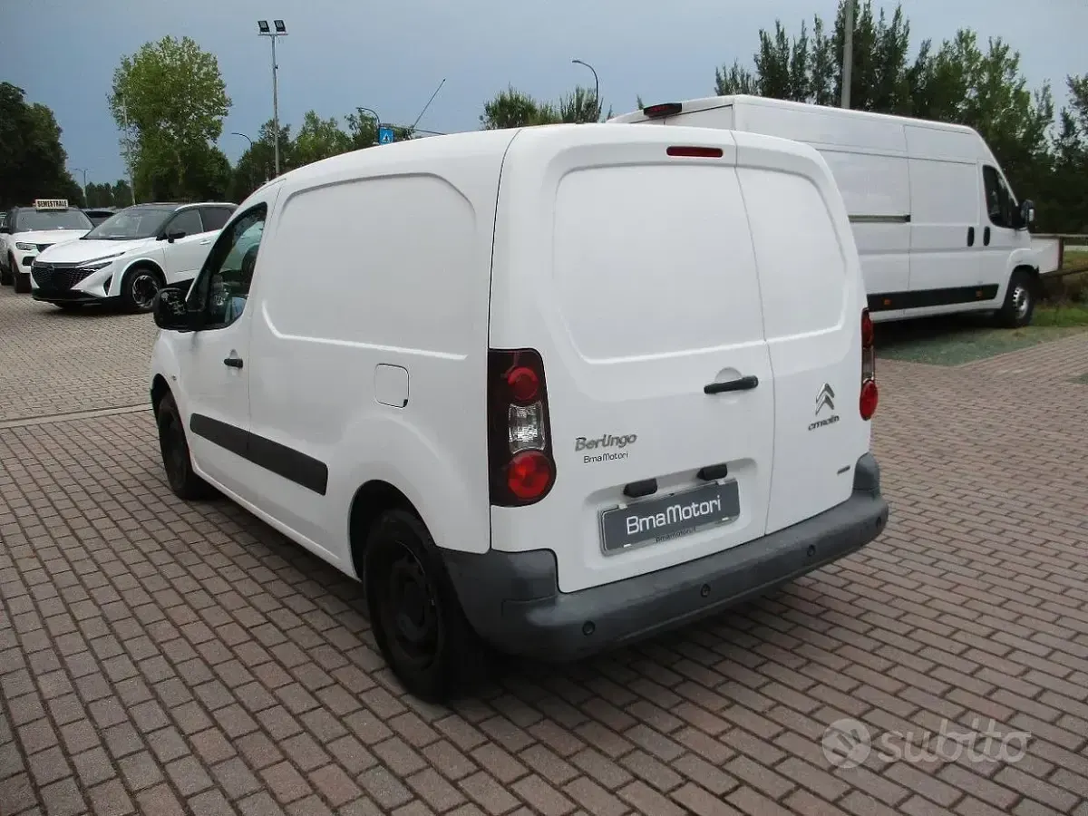 Usata Citroën Berlingo 100 CV (73 kW) 2016 Bianco Monovolume