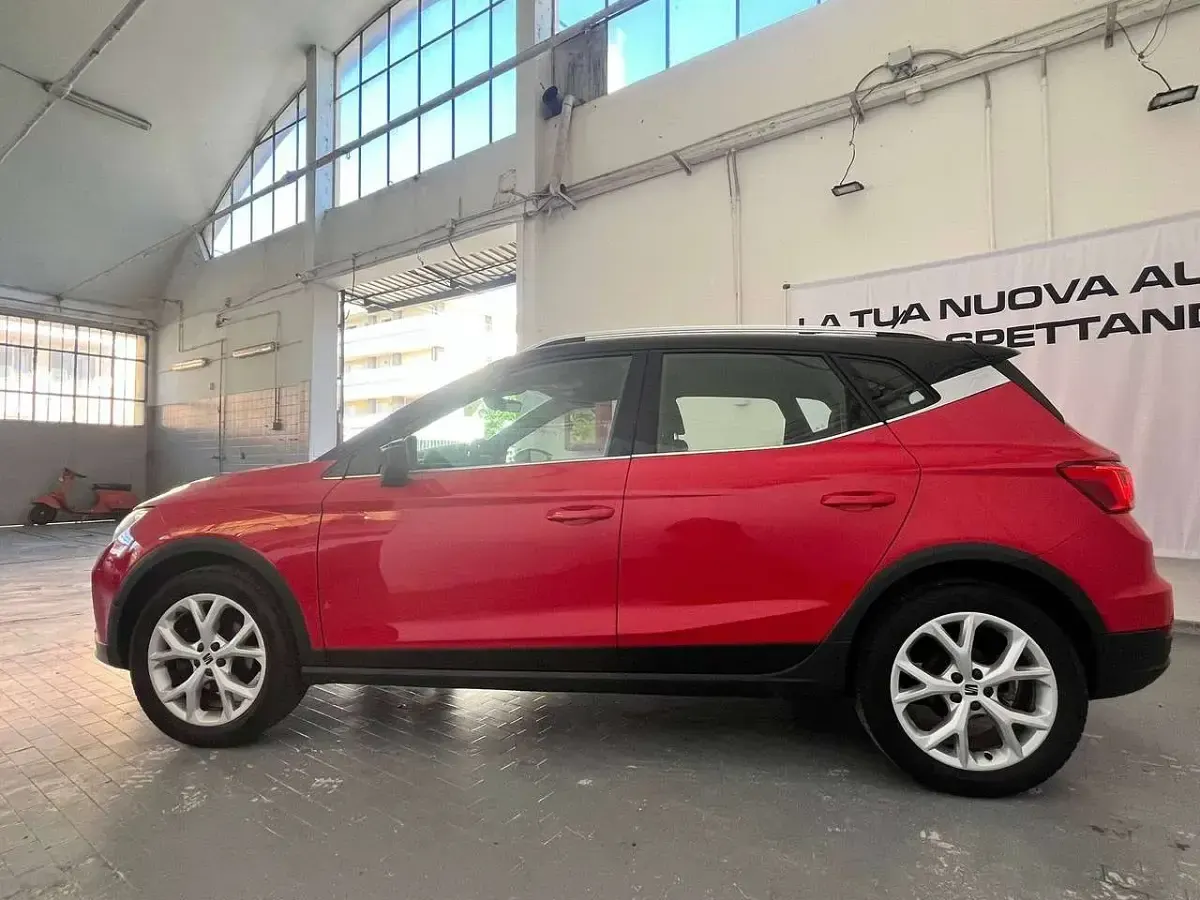 Usata Seat Arona FR 110 CV (80 kW) 2023 Rosso SUV