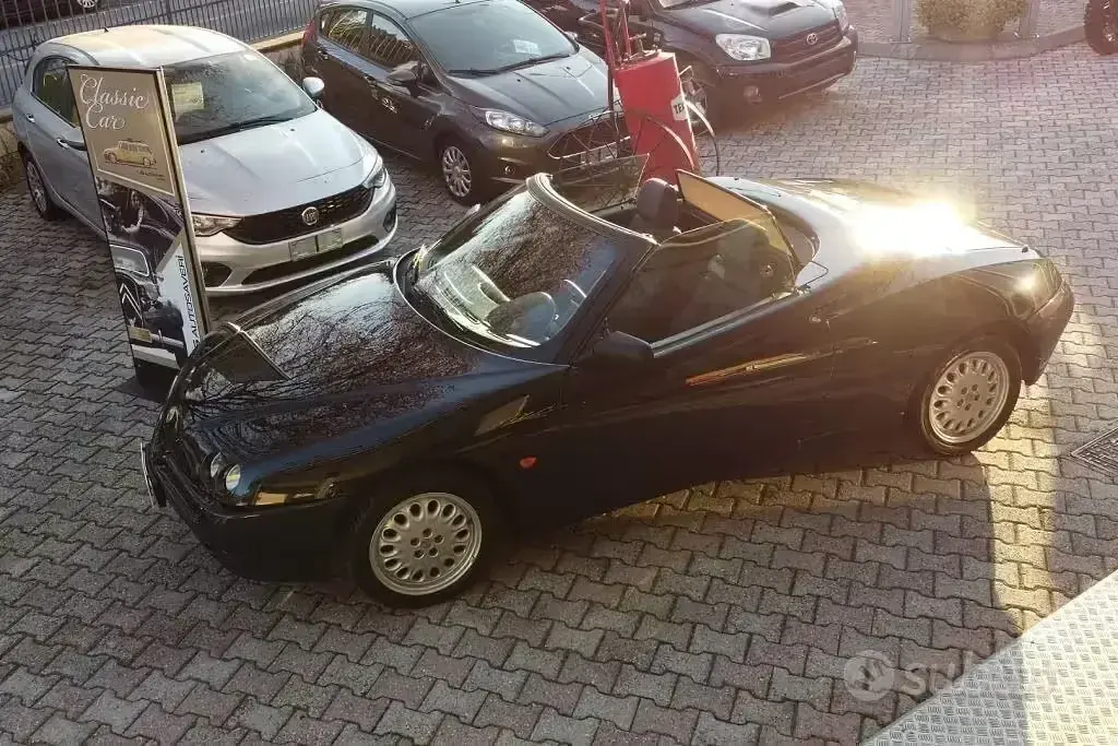 Usata Alfa Romeo GTV 150 CV (110 kW) 1997 Nero Coupé
