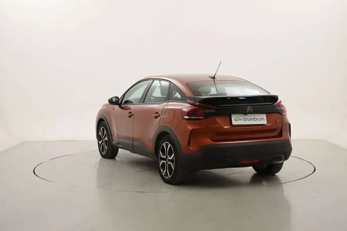 Usata Citroën e-C4 Feel 56 kW (77 CV) 2021 Arancione Berlina